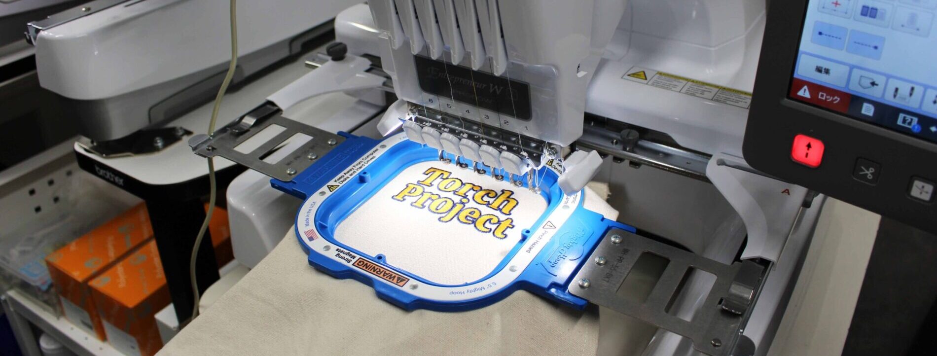 Torch Projectのロゴと制作風景